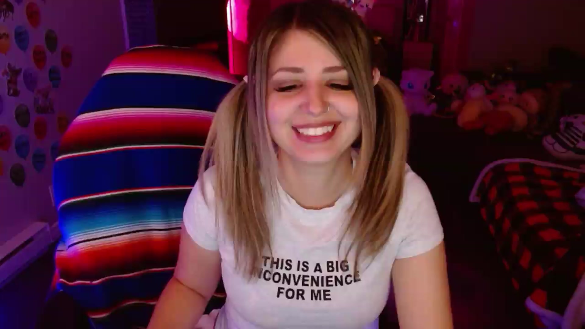 Gallery image thumbnail from Serafina's myfreecams stream on, 08/23/2026, 04:29 image 1 of 20