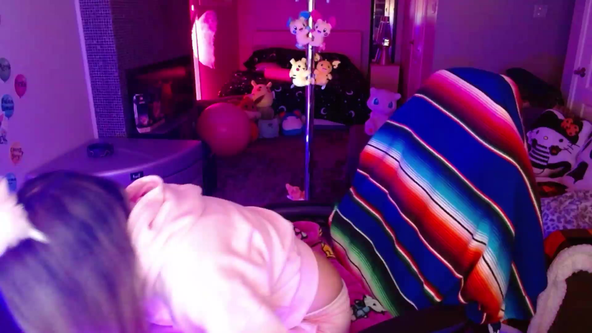 Gallery image thumbnail from Serafina's myfreecams stream on, 08/24/2026, 03:41 image 18 of 20