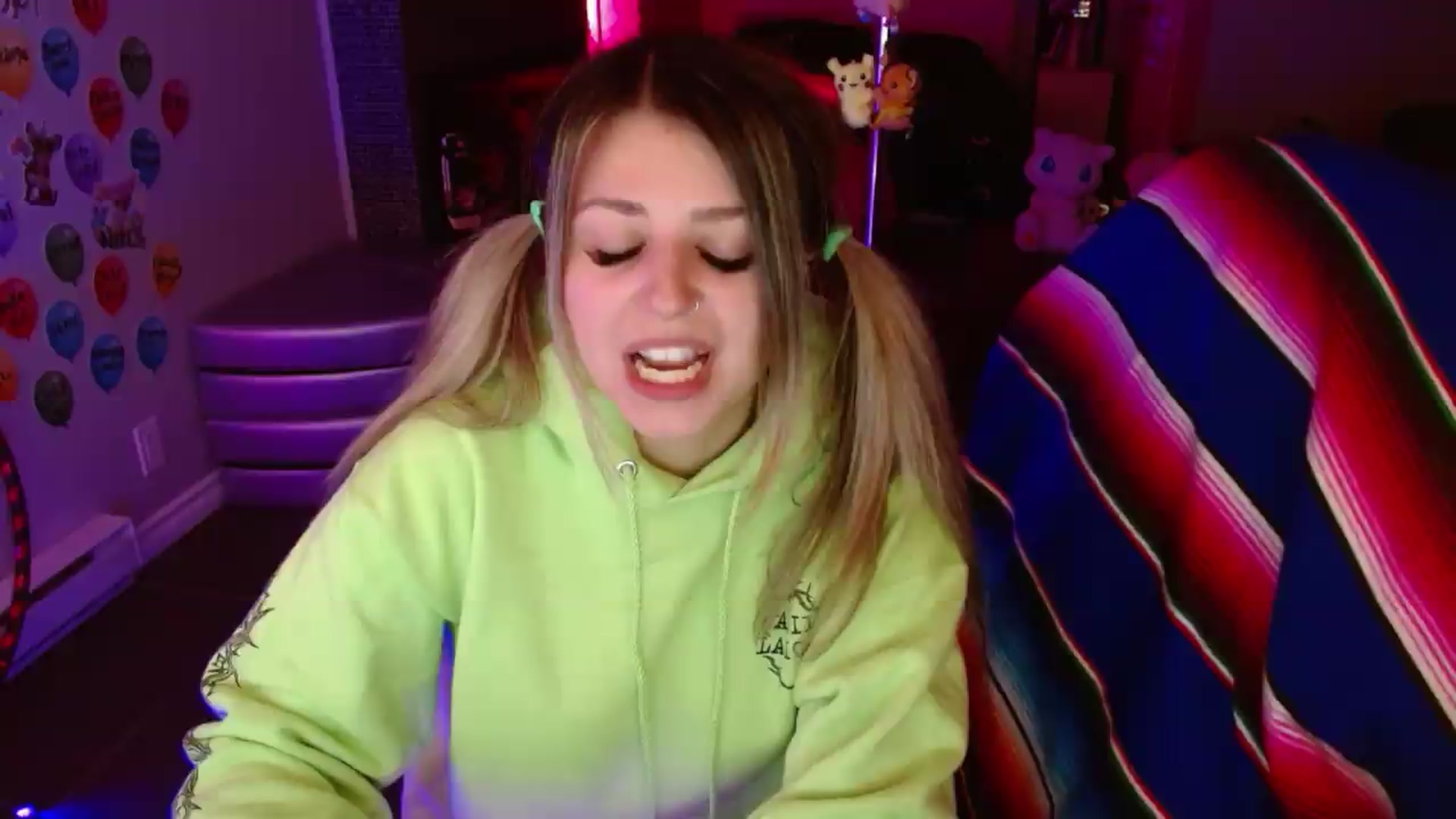 Gallery image thumbnail from Serafina's myfreecams stream on, 08/26/2026, 04:42 image 5 of 20