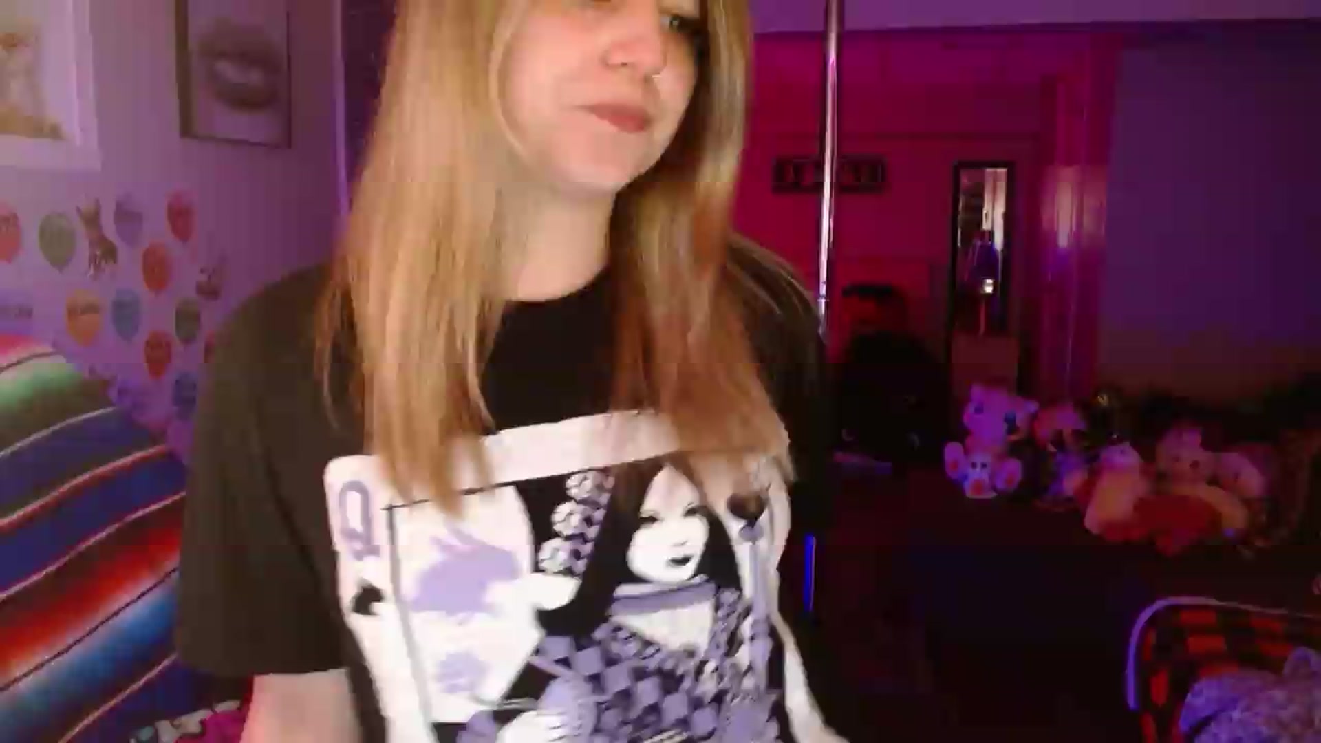 Gallery image thumbnail from Serafina's myfreecams stream on, 09/07/2026, 03:02 image 9 of 20