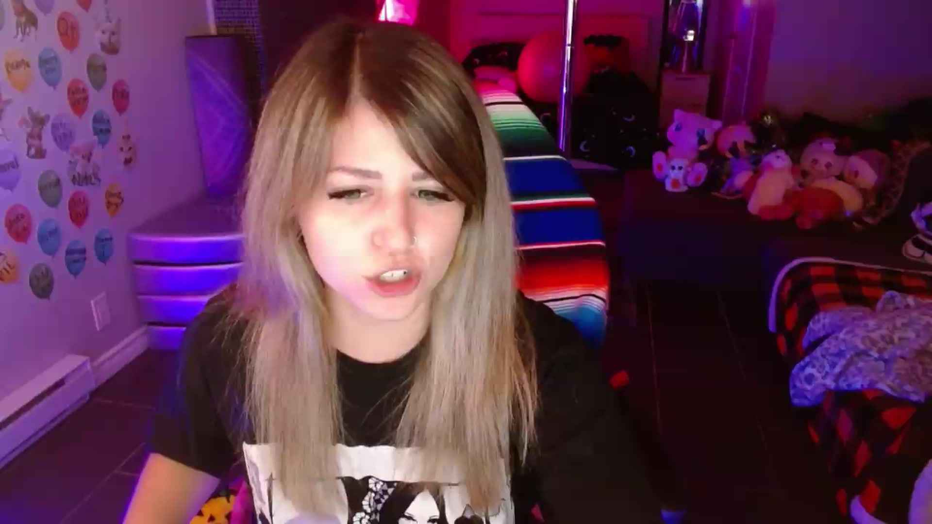 Gallery image thumbnail from Serafina's myfreecams stream on, 09/07/2026, 03:02 image 6 of 20