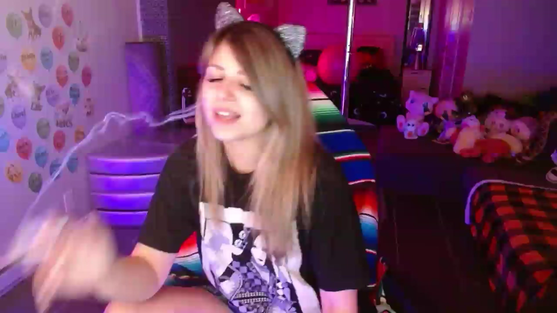 Gallery image thumbnail from Serafina's myfreecams stream on, 09/07/2026, 03:02 image 16 of 20