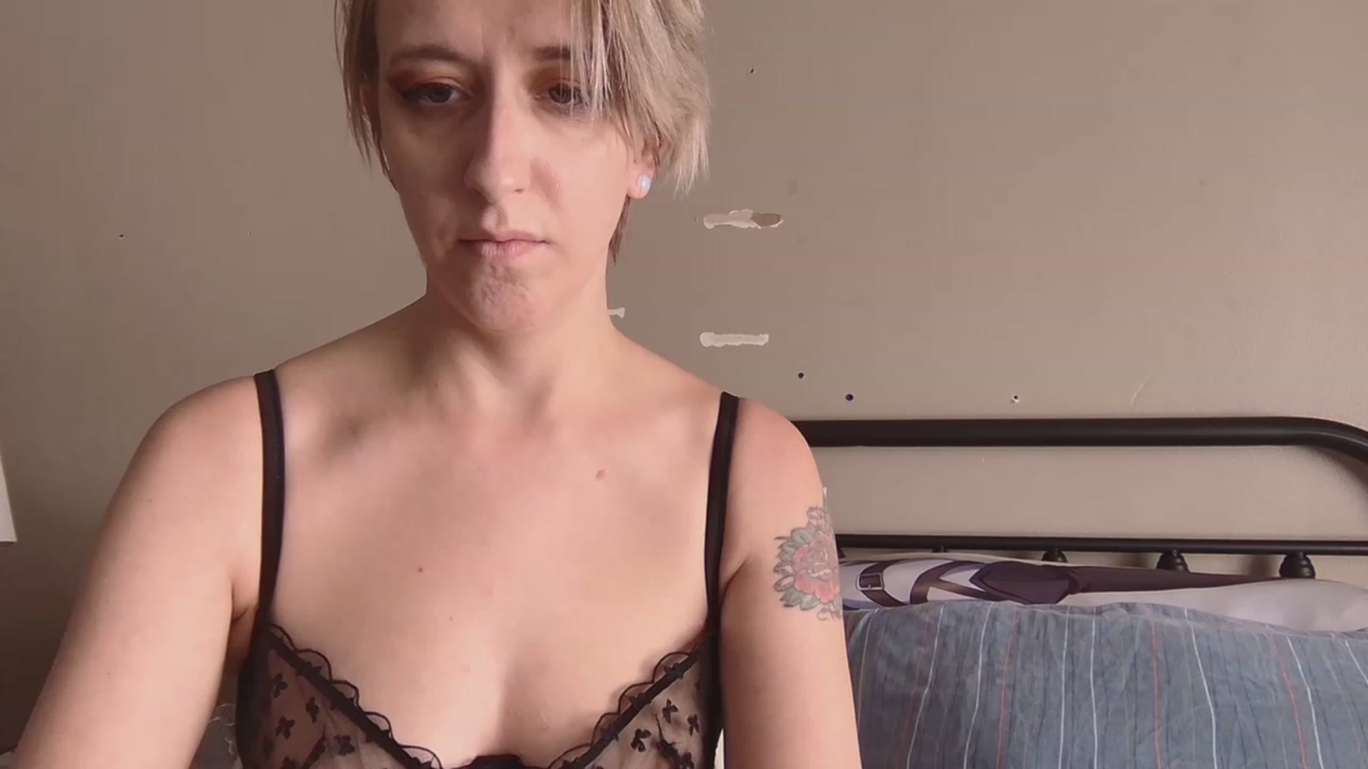 Gallery image thumbnail from SeraphinaLane's myfreecams stream on, 04/28/2023, 14:56 image 12 of 20