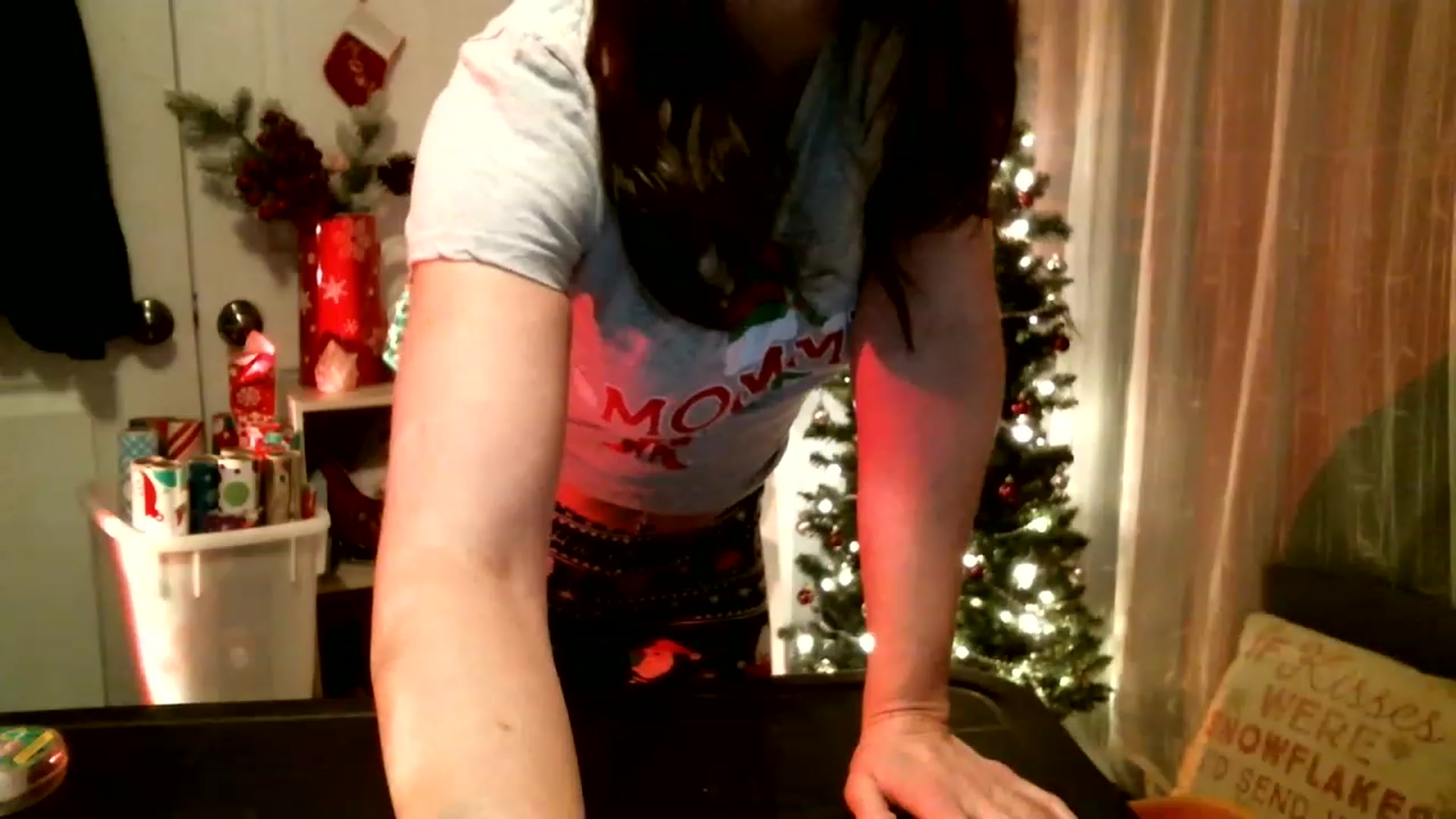 Gallery image thumbnail from SeraphinaR's myfreecams stream on, 12/23/2022, 17:55 image 10 of 20