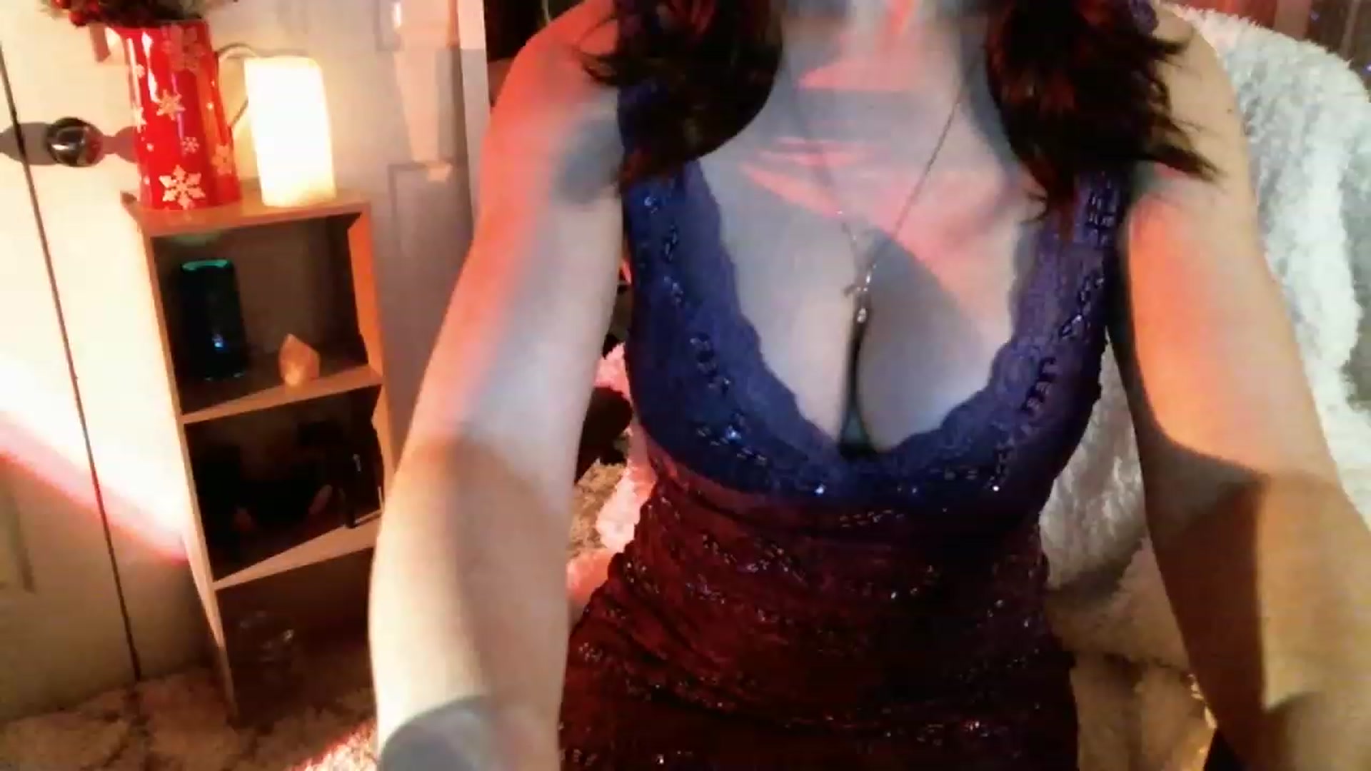 Gallery image thumbnail from SeraphinaR's myfreecams stream on, 01/02/2023, 02:40 image 6 of 20