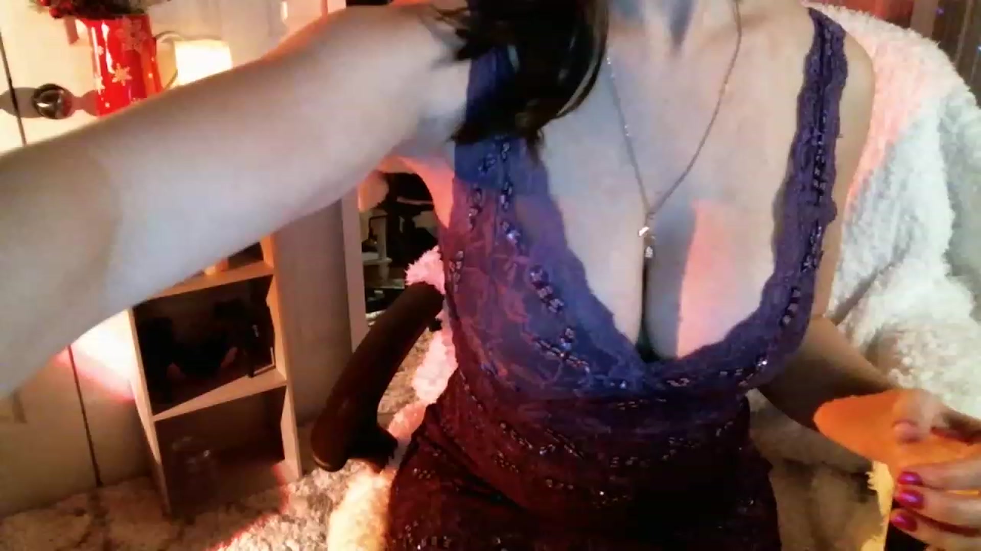 Gallery image thumbnail from SeraphinaR's myfreecams stream on, 01/02/2023, 02:40 image 3 of 20