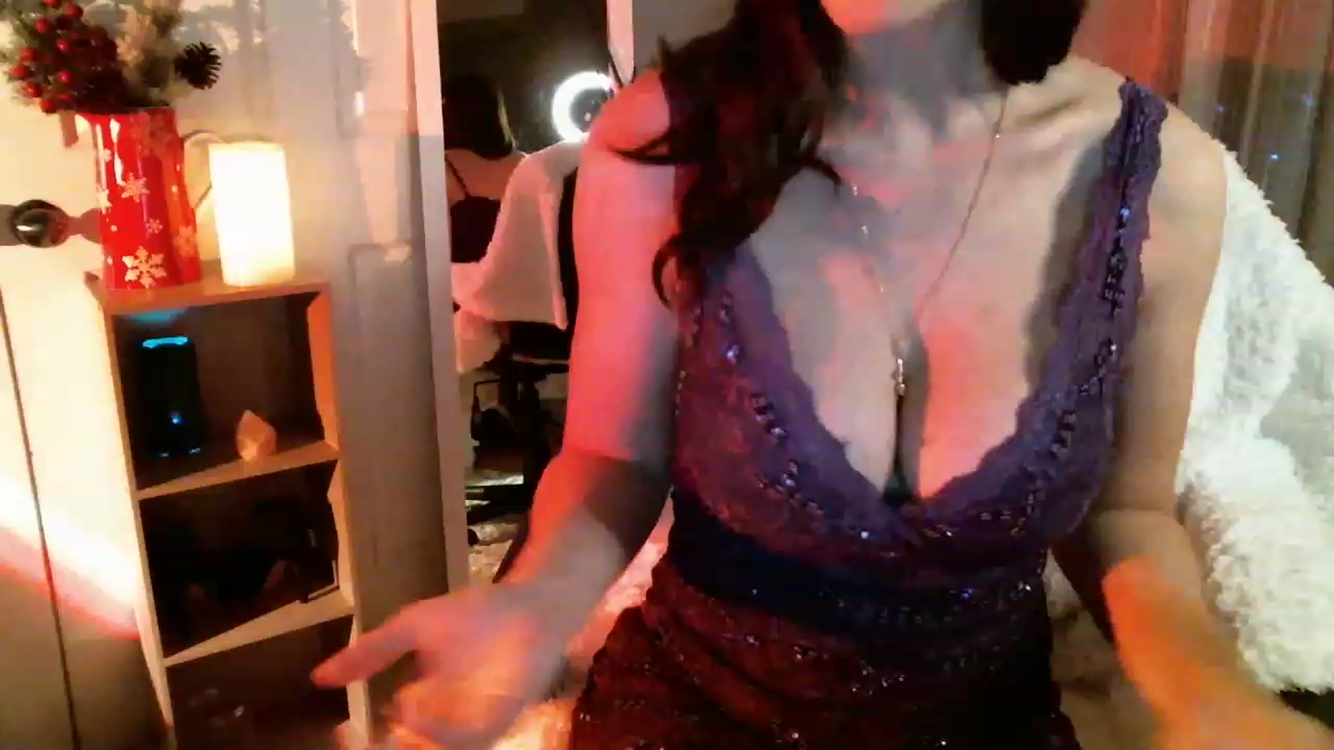 Gallery image thumbnail from SeraphinaR's myfreecams stream on, 01/02/2023, 03:49 image 11 of 20