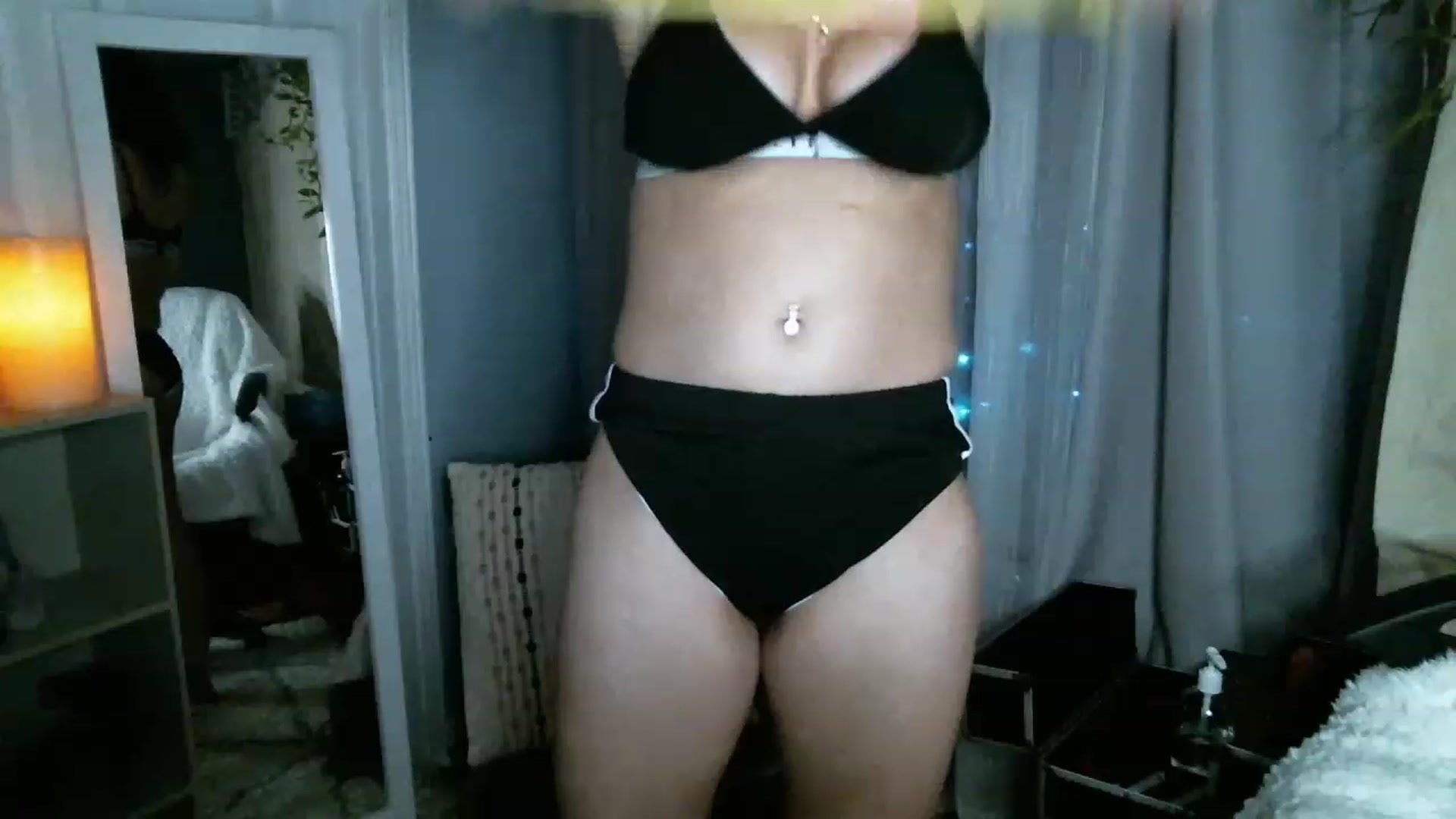 Gallery image thumbnail from SeraphinaR's myfreecams stream on, 01/19/2023, 24:58 image 18 of 20