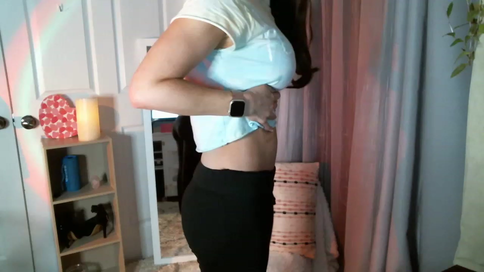 Gallery image thumbnail from SeraphinaR's myfreecams stream on, 02/09/2023, 19:54 image 6 of 20