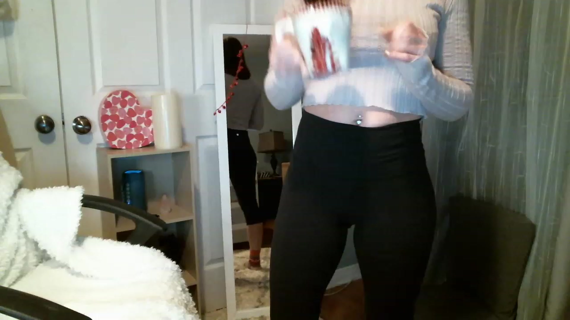 Gallery image thumbnail from SeraphinaR's myfreecams stream on, 02/18/2023, 21:21 image 4 of 20