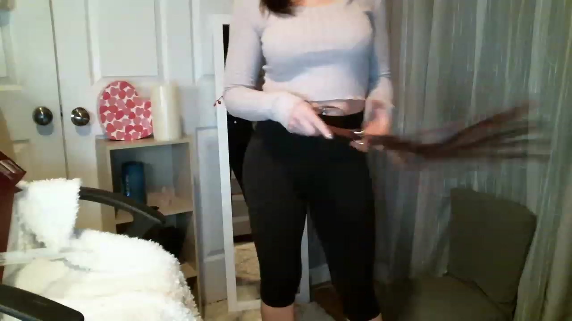 Gallery image thumbnail from SeraphinaR's myfreecams stream on, 02/18/2023, 21:21 image 15 of 20