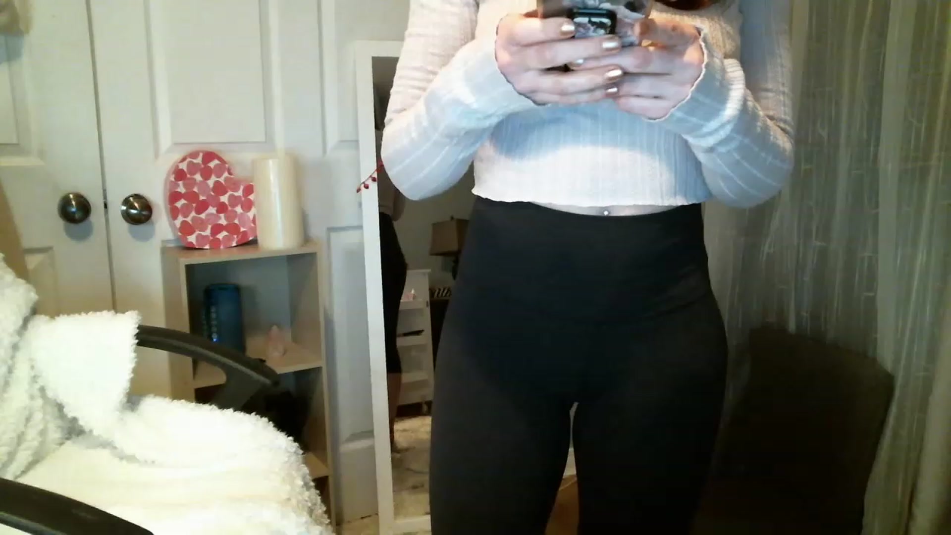 Gallery image thumbnail from SeraphinaR's myfreecams stream on, 02/18/2023, 21:21 image 5 of 20