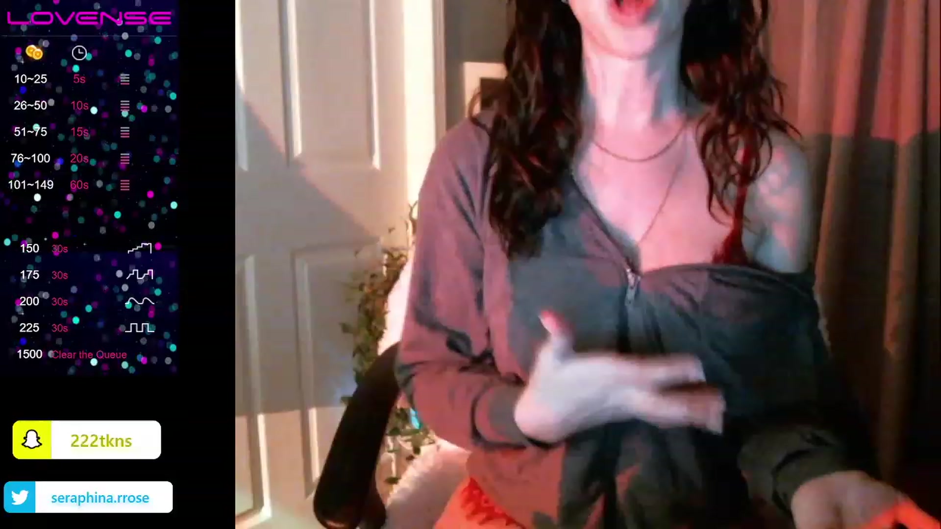 Gallery image thumbnail from SeraphinaR's myfreecams stream on, 03/11/2023, 03:40 image 15 of 20
