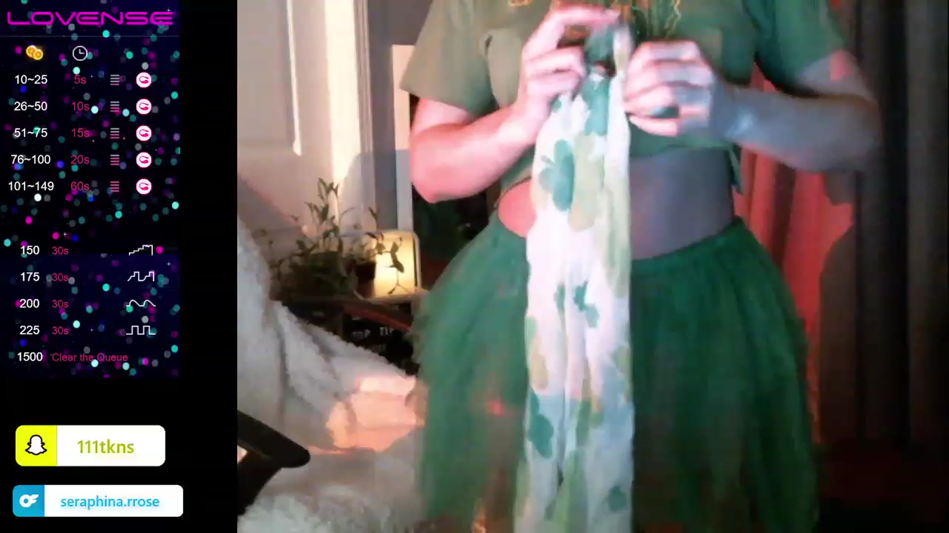 Gallery image thumbnail from SeraphinaR's myfreecams stream on, 03/17/2023, 02:44 image 6 of 20