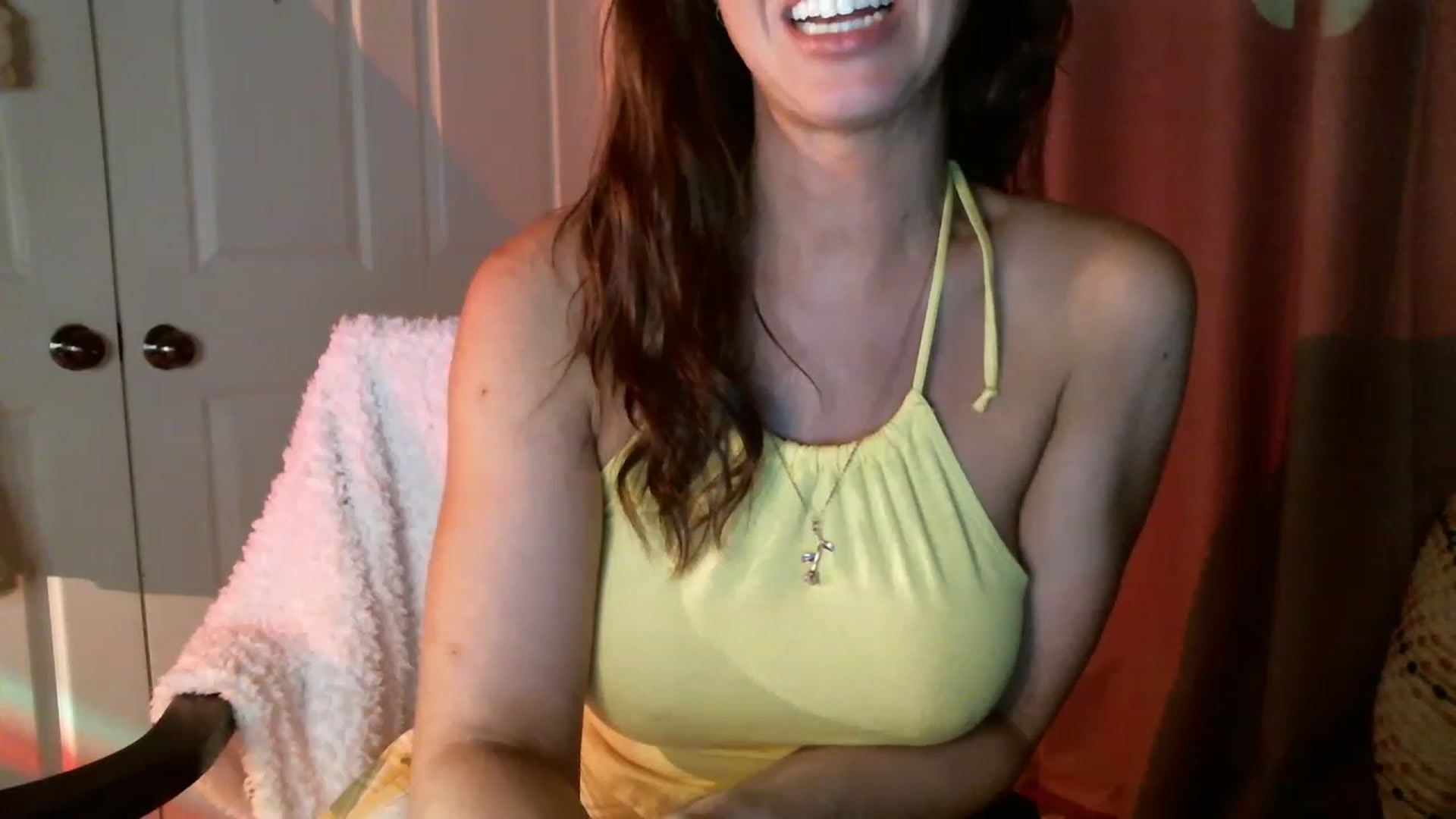 Gallery image thumbnail from SeraphinaR's myfreecams stream on, 03/21/2023, 02:24 image 9 of 20