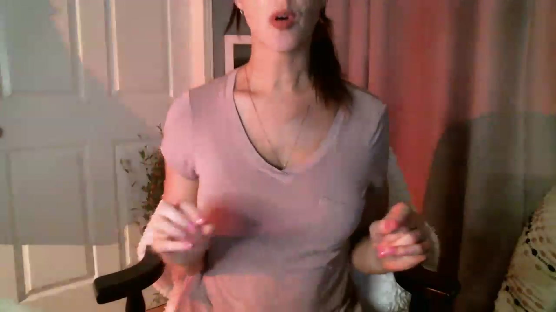 Gallery image thumbnail from SeraphinaR's myfreecams stream on, 03/23/2023, 01:31 image 5 of 20