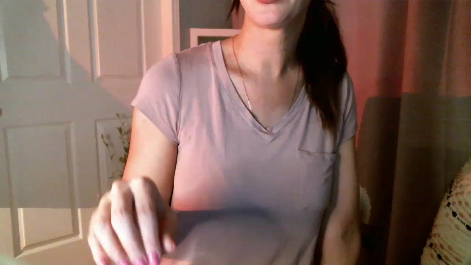 Gallery image thumbnail from SeraphinaR's myfreecams stream on, 03/23/2023, 01:31 image 16 of 20