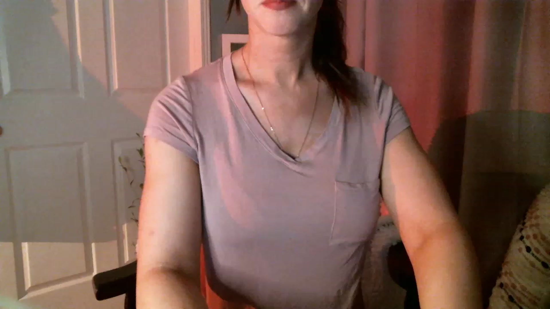 Gallery image thumbnail from SeraphinaR's myfreecams stream on, 03/23/2023, 01:31 image 8 of 20