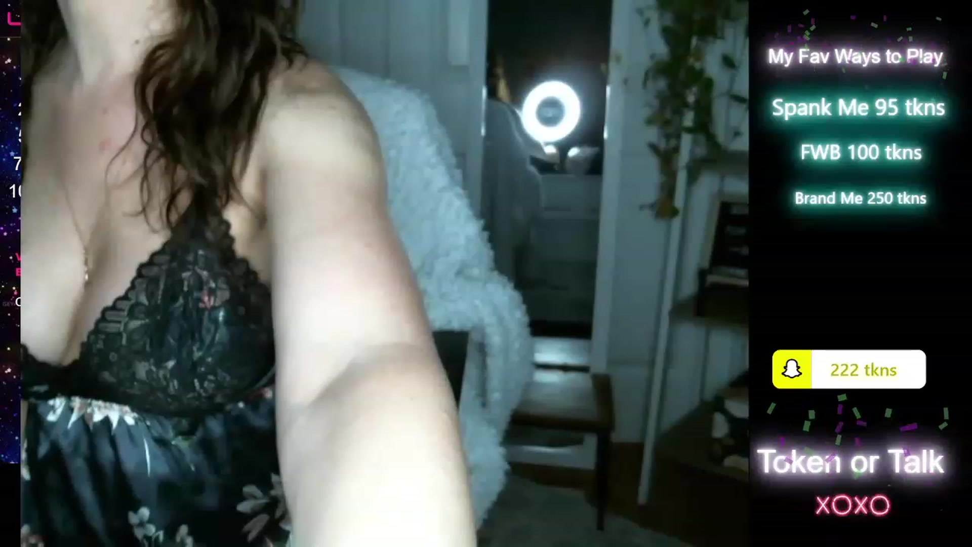 Gallery image thumbnail from SeraphinaR's myfreecams stream on, 05/03/2023, 02:26 image 1 of 20