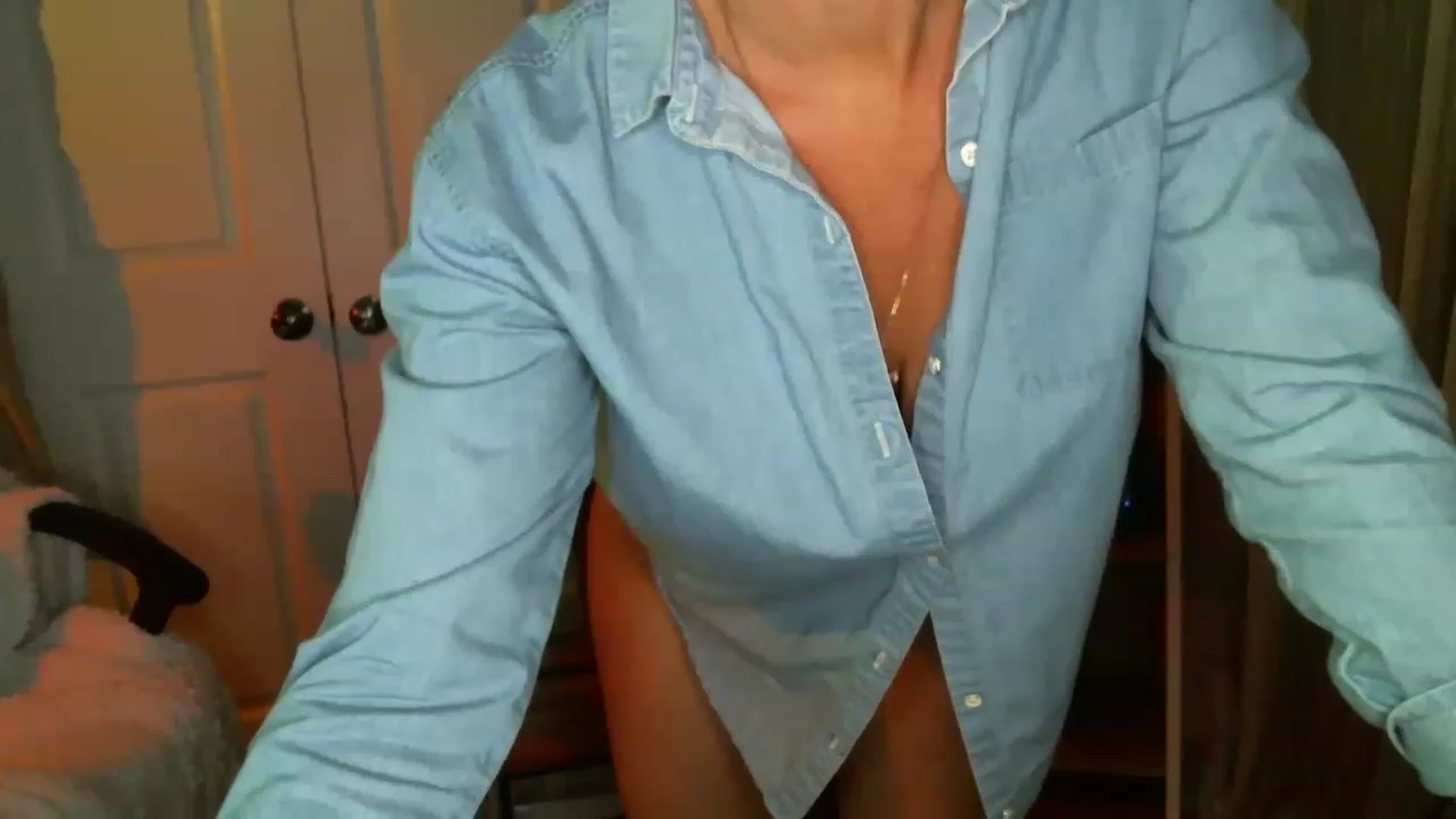 Gallery image thumbnail from SeraphinaR's myfreecams stream on, 05/16/2023, 02:02 image 1 of 20
