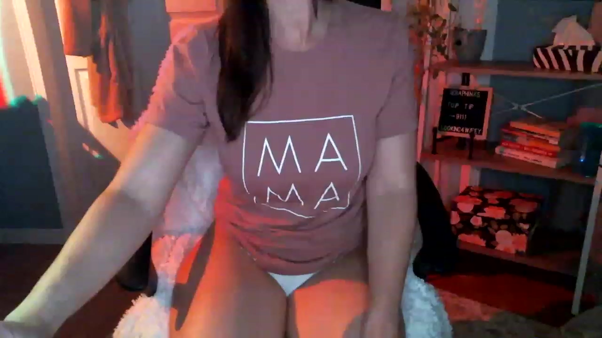 Gallery image thumbnail from SeraphinaR's myfreecams stream on, 05/20/2023, 01:34 image 2 of 20