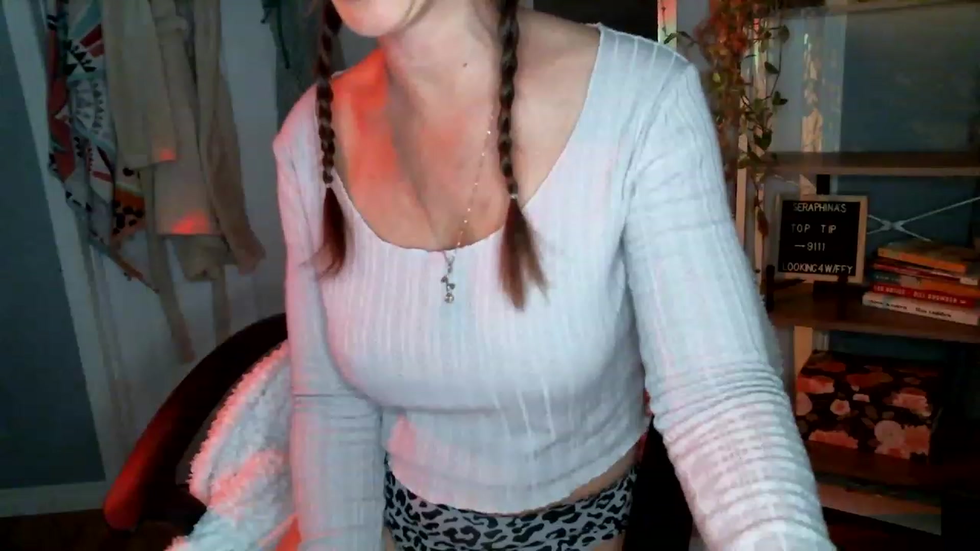 Gallery image thumbnail from SeraphinaR's myfreecams stream on, 06/09/2023, 02:23 image 7 of 20