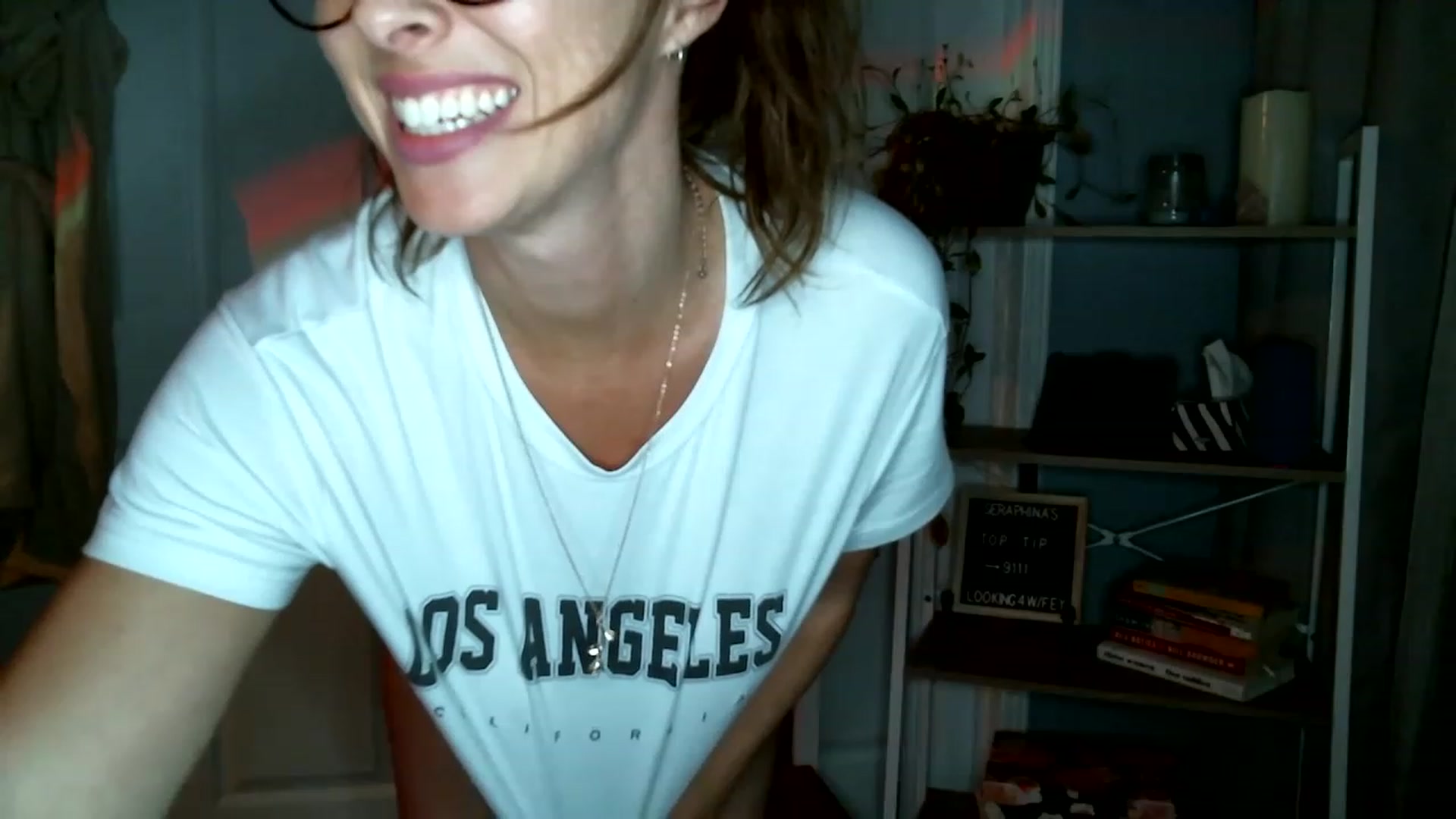 Gallery image thumbnail from SeraphinaR's myfreecams stream on, 06/17/2023, 03:44 image 15 of 20