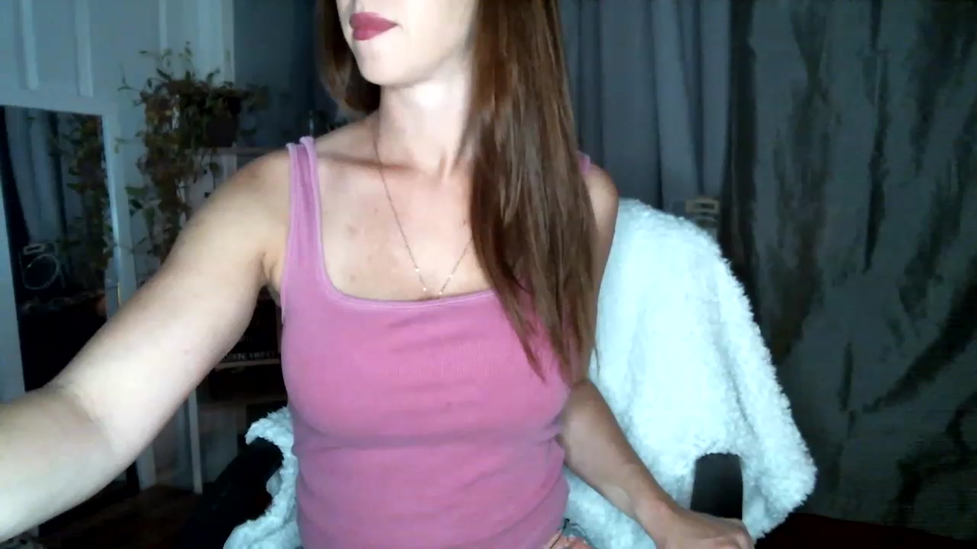 Gallery image thumbnail from SeraphinaR's myfreecams stream on, 06/19/2023, 02:57 image 7 of 20