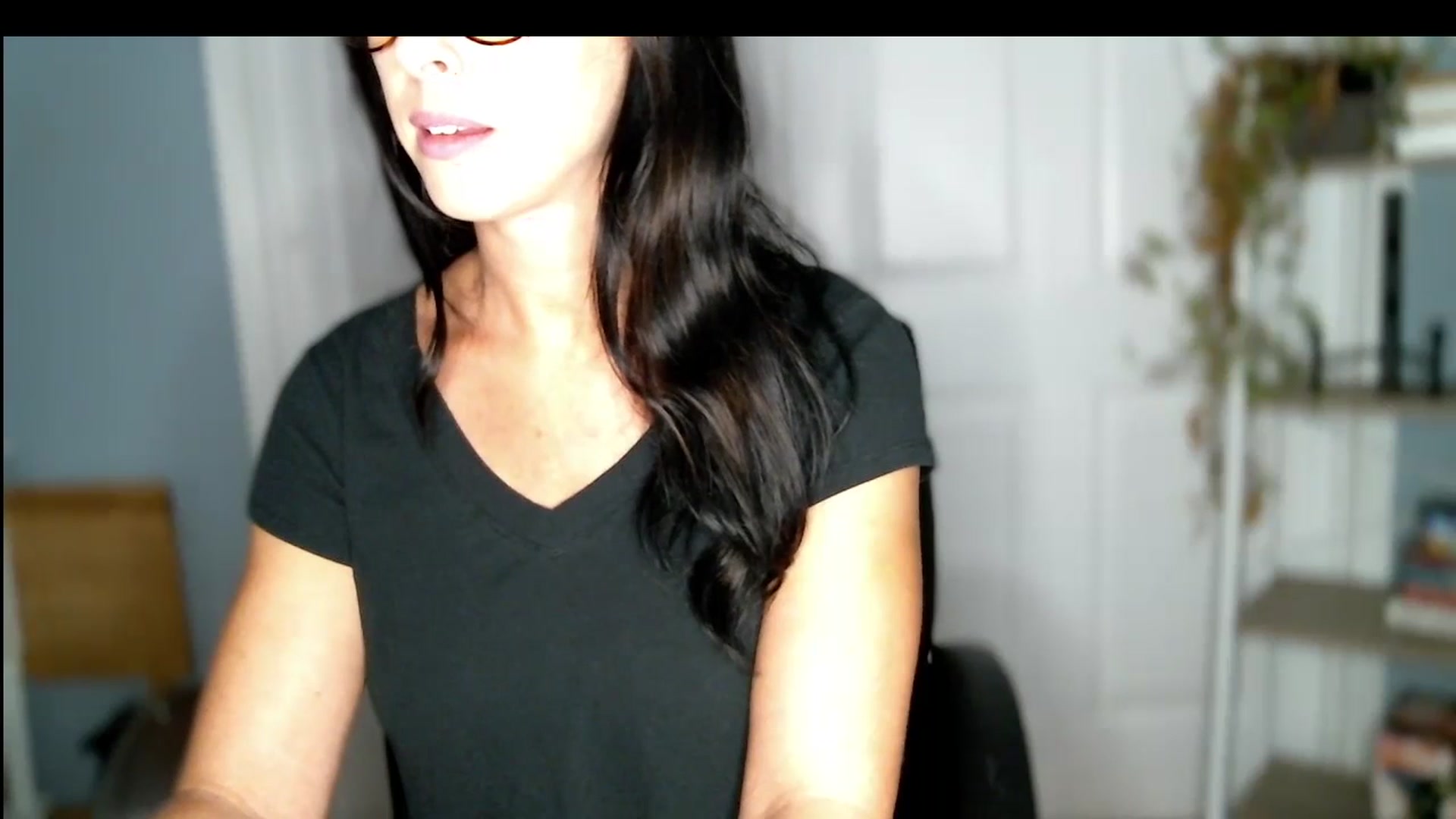 Gallery image thumbnail from SeraphinaR's myfreecams stream on, 07/17/2023, 16:00 image 5 of 20