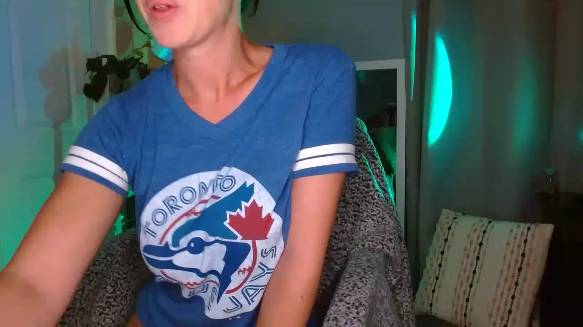 Gallery image thumbnail from SeraphinaR's myfreecams stream on, 08/01/2023, 02:09 image 11 of 20