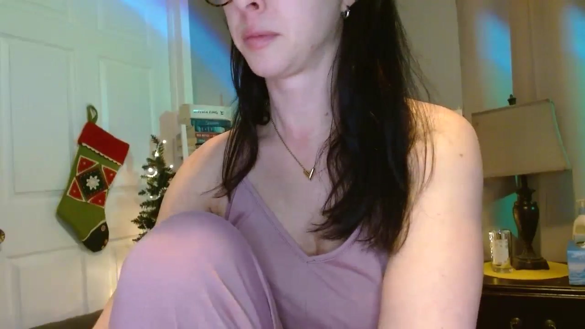 Gallery image thumbnail from SeraphinaR's myfreecams stream on, 12/04/2023, 03:24 image 9 of 20