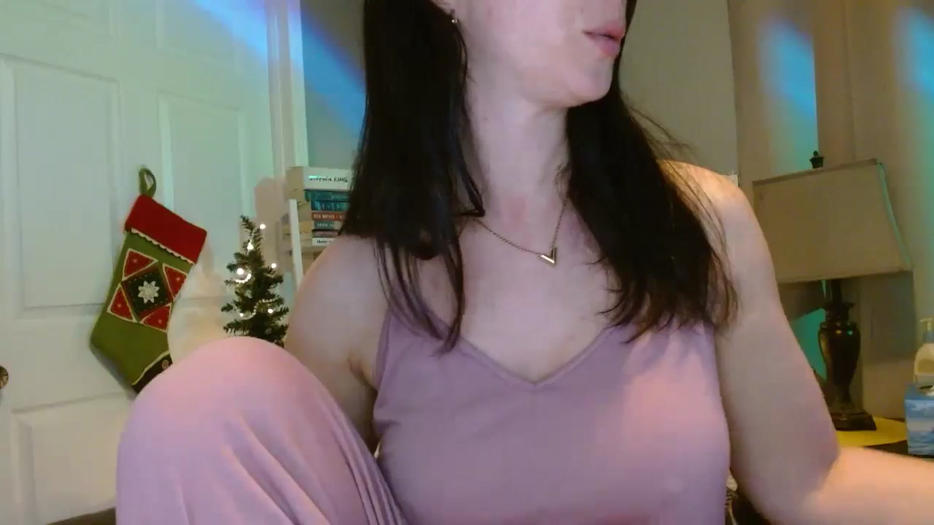 Gallery image thumbnail from SeraphinaR's myfreecams stream on, 12/04/2023, 03:24 image 10 of 20