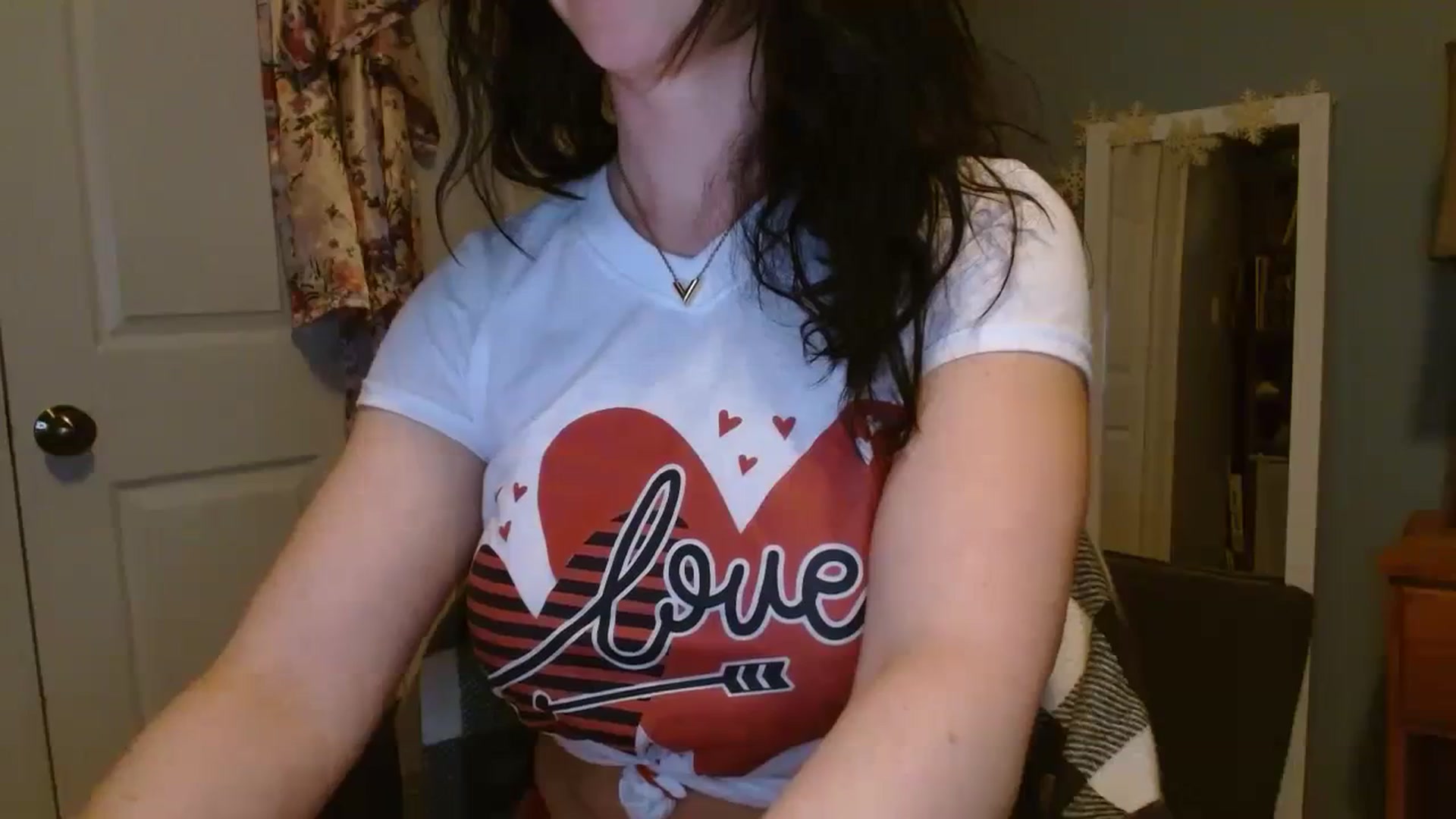 Gallery image thumbnail from SeraphinaR's myfreecams stream on, 02/15/2024, 01:35 image 16 of 20
