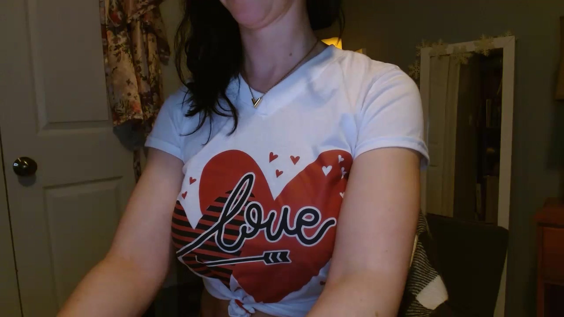 Gallery image thumbnail from SeraphinaR's myfreecams stream on, 02/15/2024, 01:35 image 20 of 20