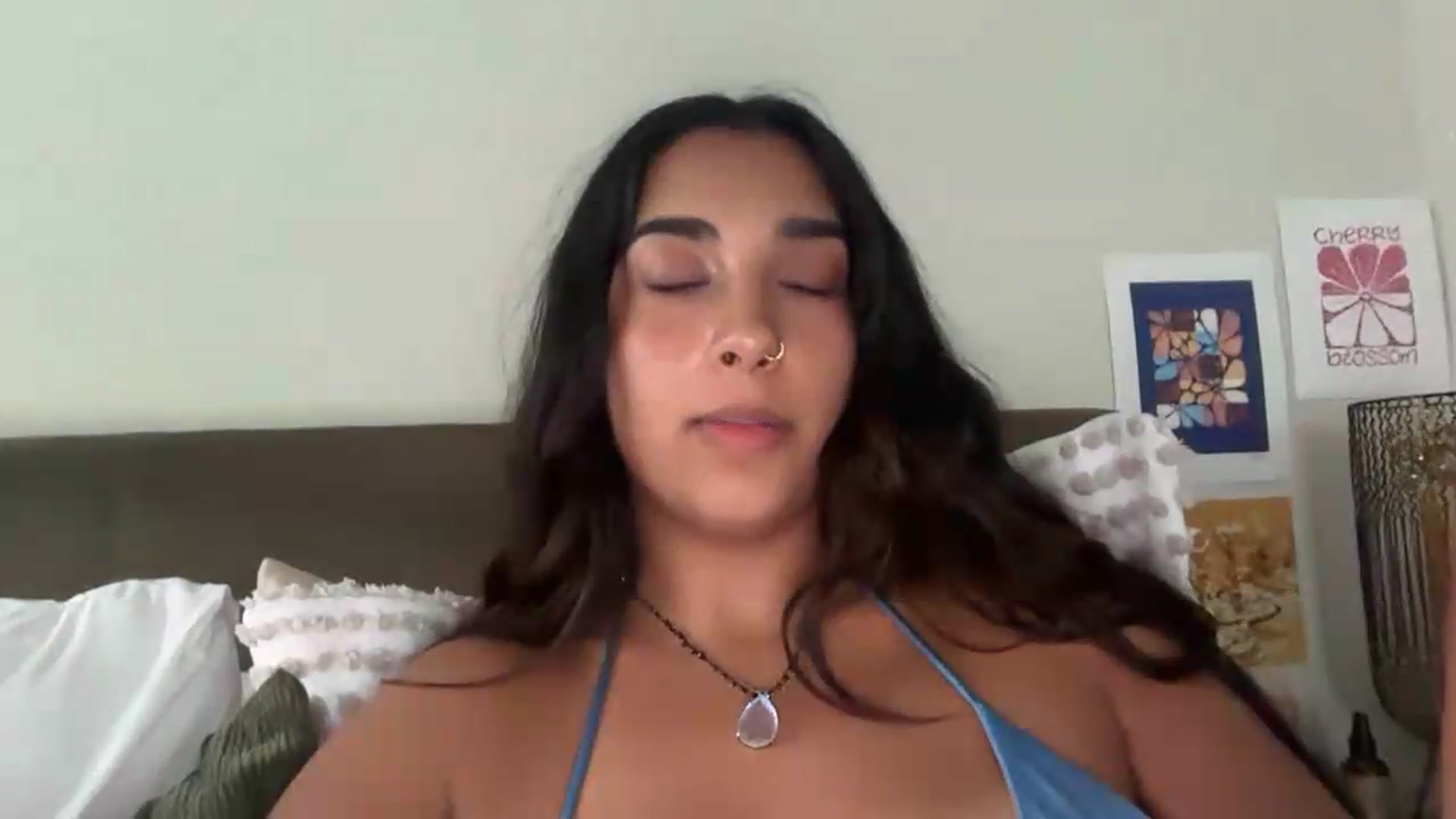 Gallery image thumbnail from Seraphinafairy's myfreecams stream on, 07/15/2026, 23:32 image 14 of 20