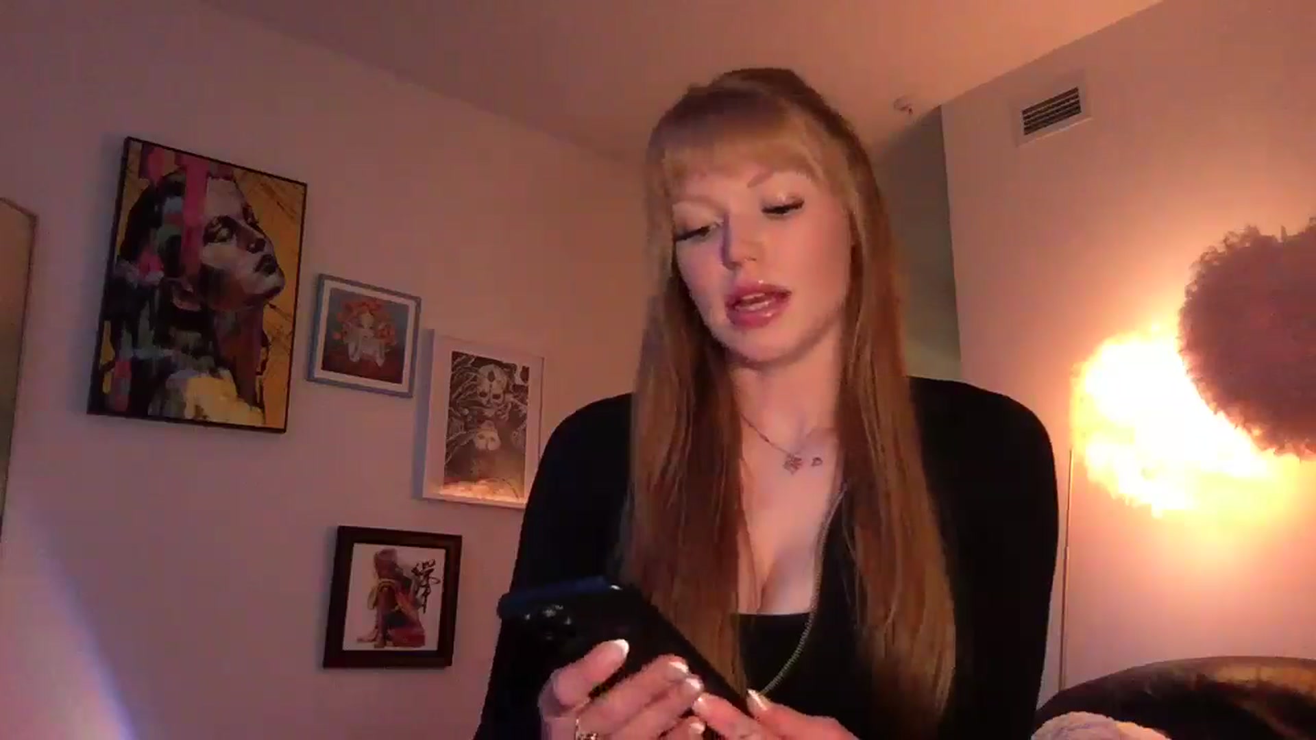 Gallery image thumbnail from Seraquinn_'s myfreecams stream on, 03/13/2025, 02:18 image 16 of 20