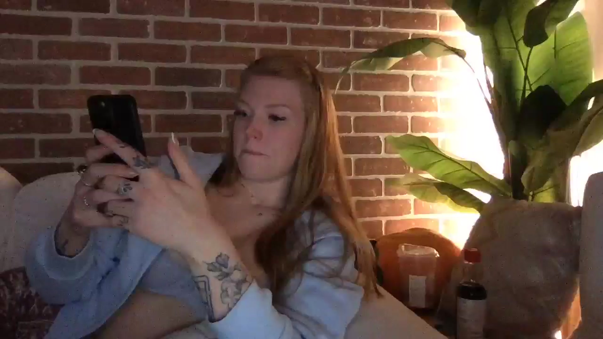 Gallery image thumbnail from Seraquinn_'s myfreecams stream on, 03/26/2025, 03:14 image 16 of 20