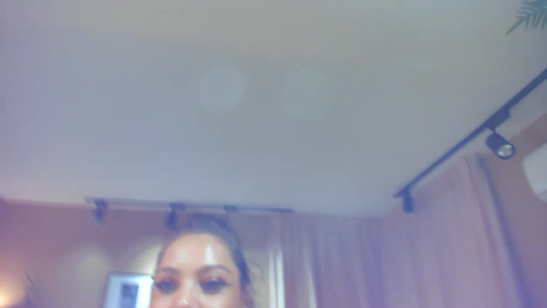 Gallery image thumbnail from SerenDYpity's myfreecams stream on, 11/24/2022, 22:54 image 15 of 20