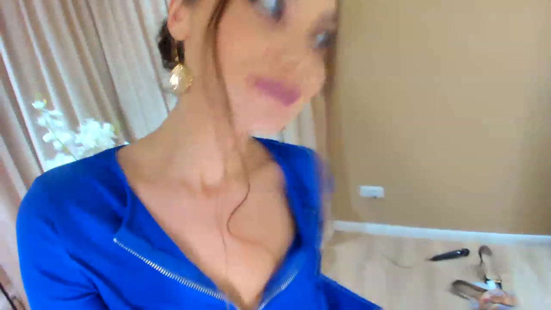 Gallery image thumbnail from SerenDYpity's myfreecams stream on, 12/02/2022, 22:39 image 5 of 20