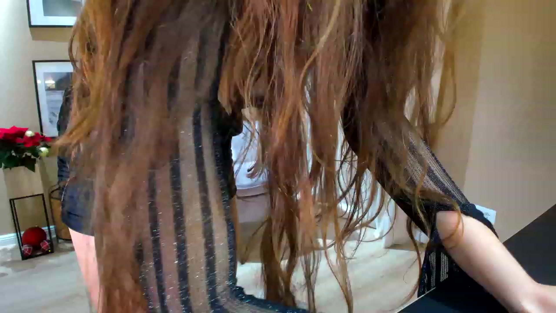 Gallery image thumbnail from SerenDYpity's myfreecams stream on, 12/18/2022, 24:01 image 12 of 20