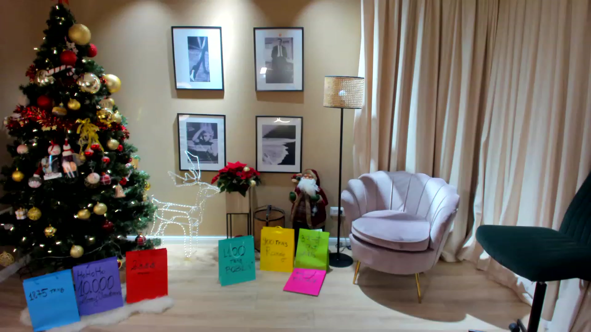 Gallery image thumbnail from SerenDYpity's myfreecams stream on, 12/19/2022, 24:51 image 7 of 20