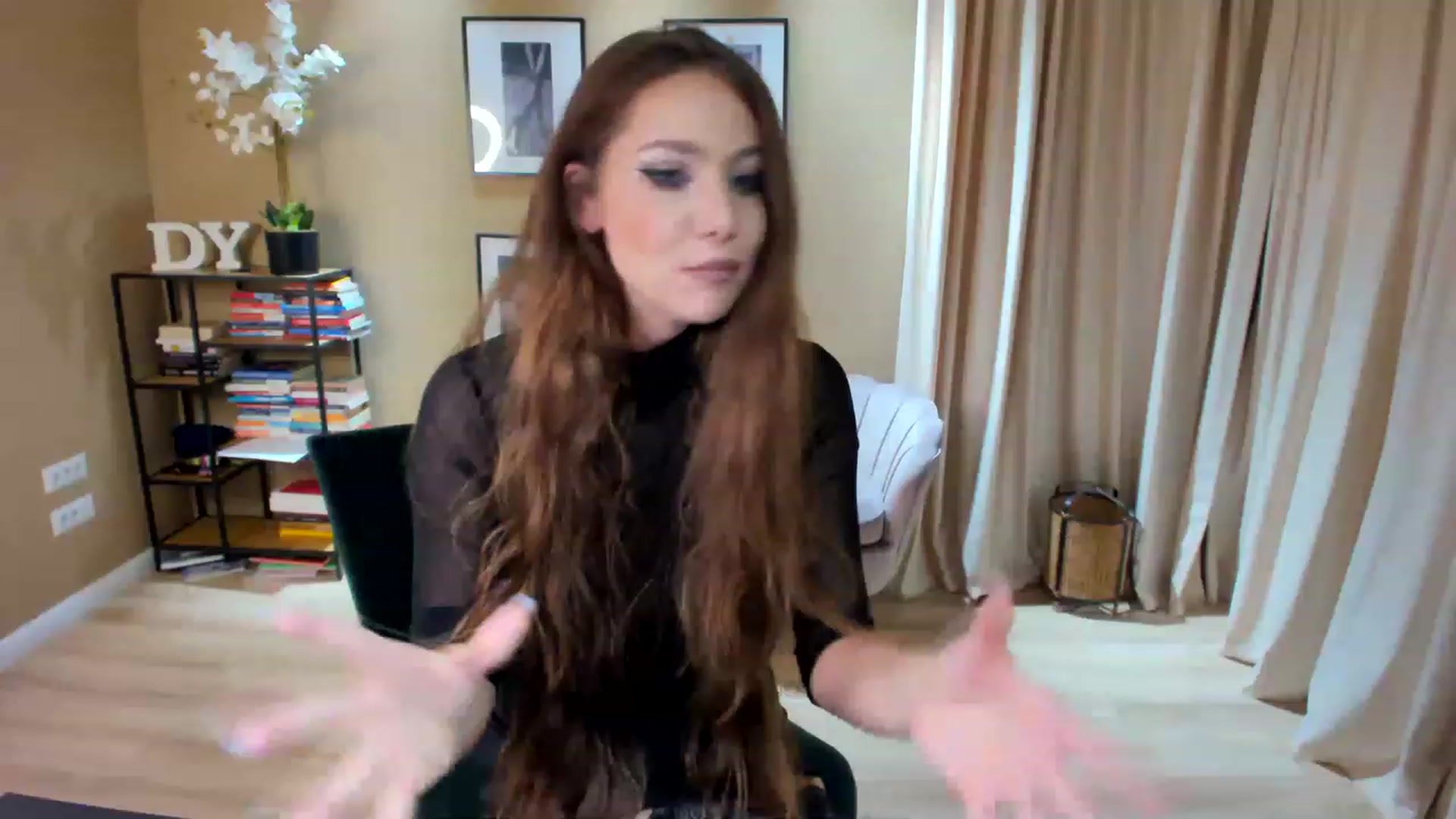Gallery image thumbnail from SerenDYpity's myfreecams stream on, 02/01/2023, 19:18 image 14 of 20