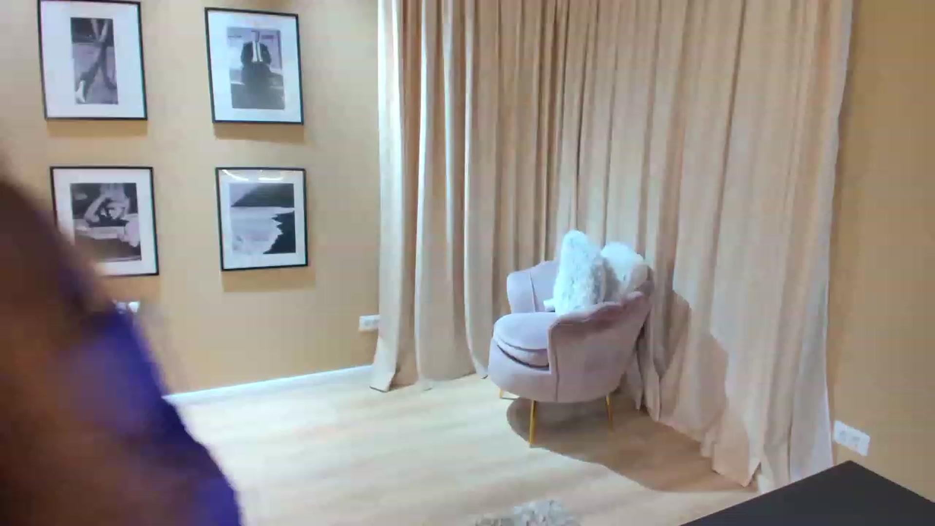 Gallery image thumbnail from SerenDYpity's myfreecams stream on, 02/15/2023, 21:26 image 20 of 20