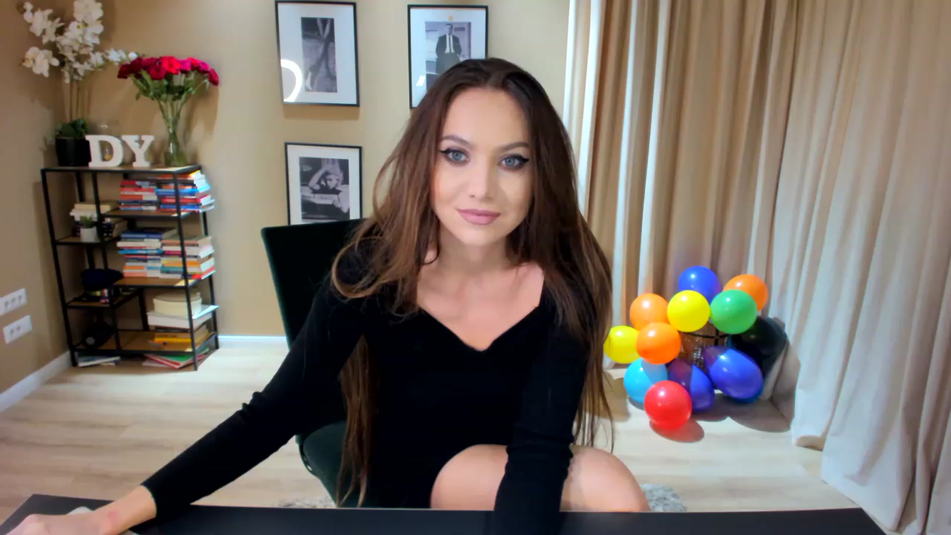 Gallery image thumbnail from SerenDYpity's myfreecams stream on, 02/20/2023, 21:38 image 6 of 20