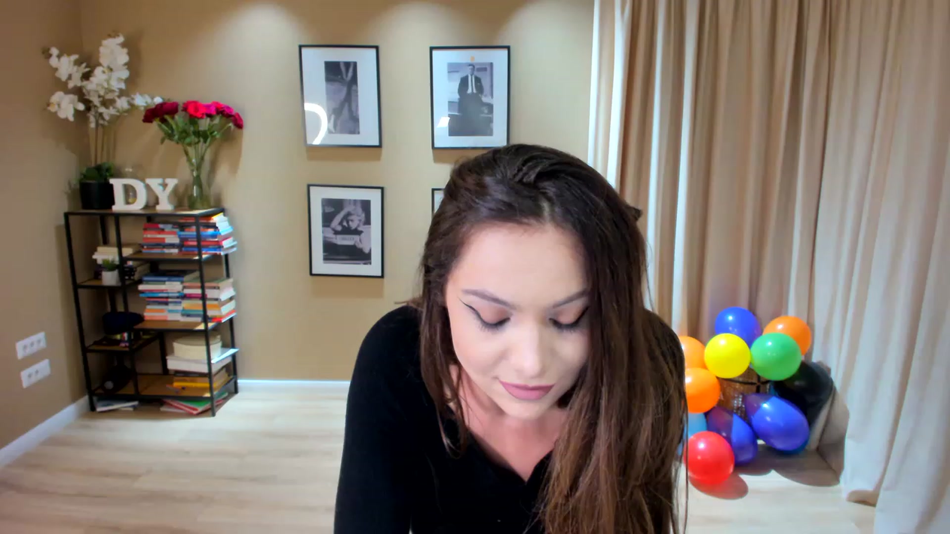 Gallery image thumbnail from SerenDYpity's myfreecams stream on, 02/20/2023, 22:37 image 20 of 20