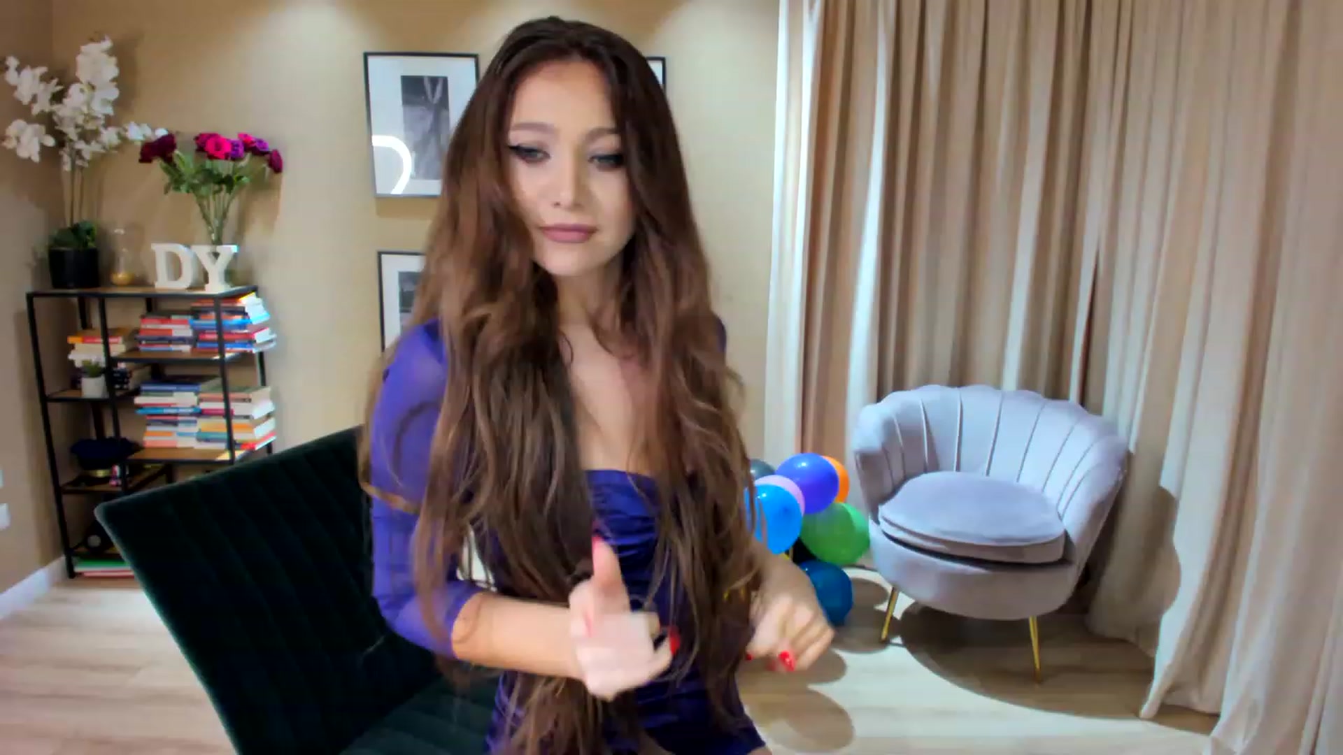 Gallery image thumbnail from SerenDYpity's myfreecams stream on, 02/22/2023, 22:06 image 6 of 20