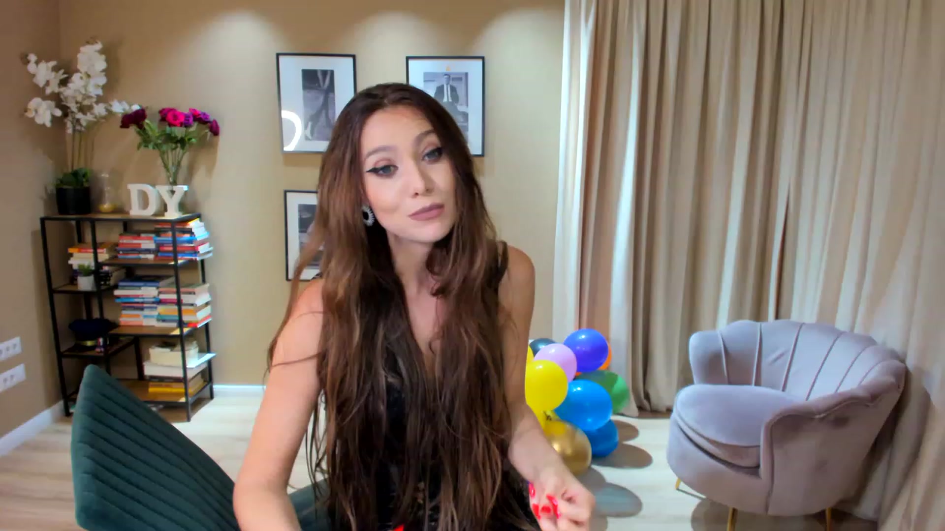 Gallery image thumbnail from SerenDYpity's myfreecams stream on, 02/23/2023, 01:05 image 1 of 20