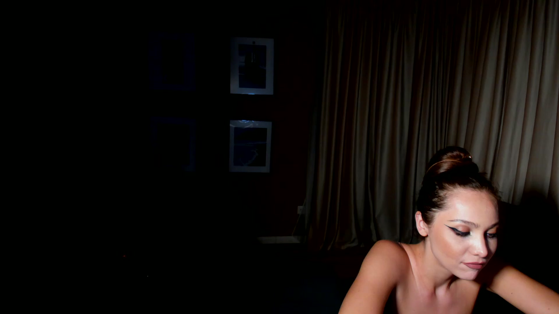 Gallery image thumbnail from SerenDYpity's myfreecams stream on, 02/24/2023, 22:21 image 2 of 20