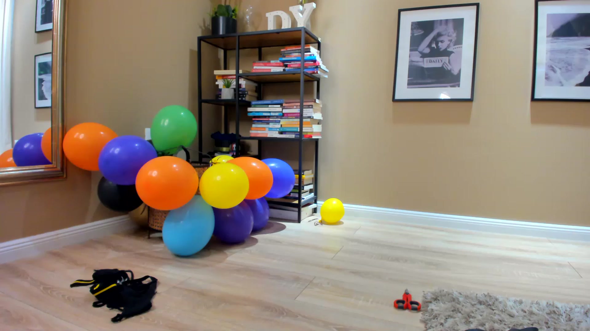 Gallery image thumbnail from SerenDYpity's myfreecams stream on, 03/01/2023, 23:14 image 2 of 20