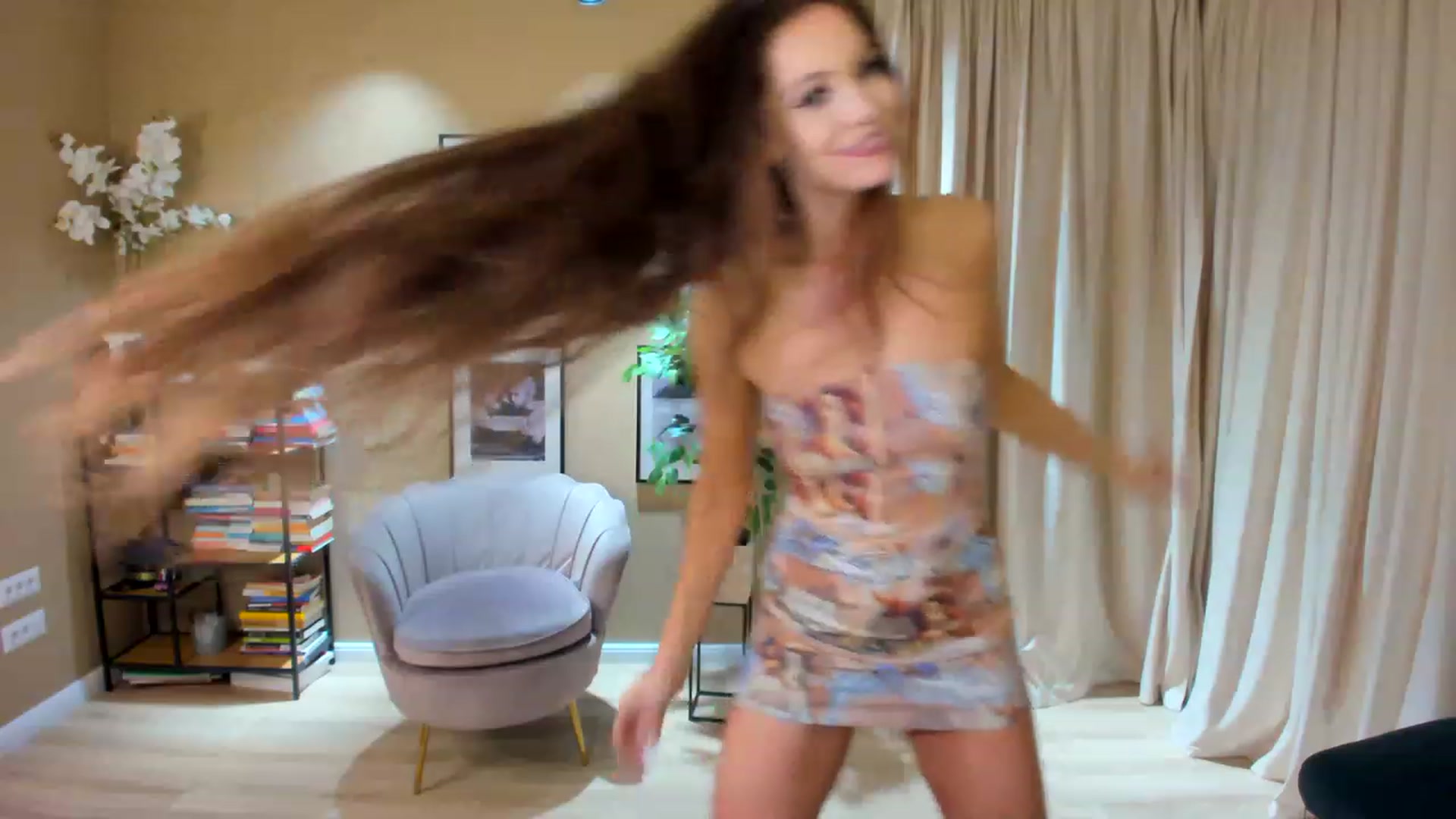 Gallery image thumbnail from SerenDYpity's myfreecams stream on, 04/12/2023, 22:23 image 18 of 20